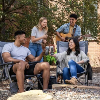 เก้าอี้แคมป์แบบพกพาที่เย็นด้วยการออกแบบแบบเออร์กอนอมิค และพัดพัดพัดพัดพัดพัดพัดสําหรับกิจกรรมกลางแจ้งและกิจกรรมที่สบายใจ